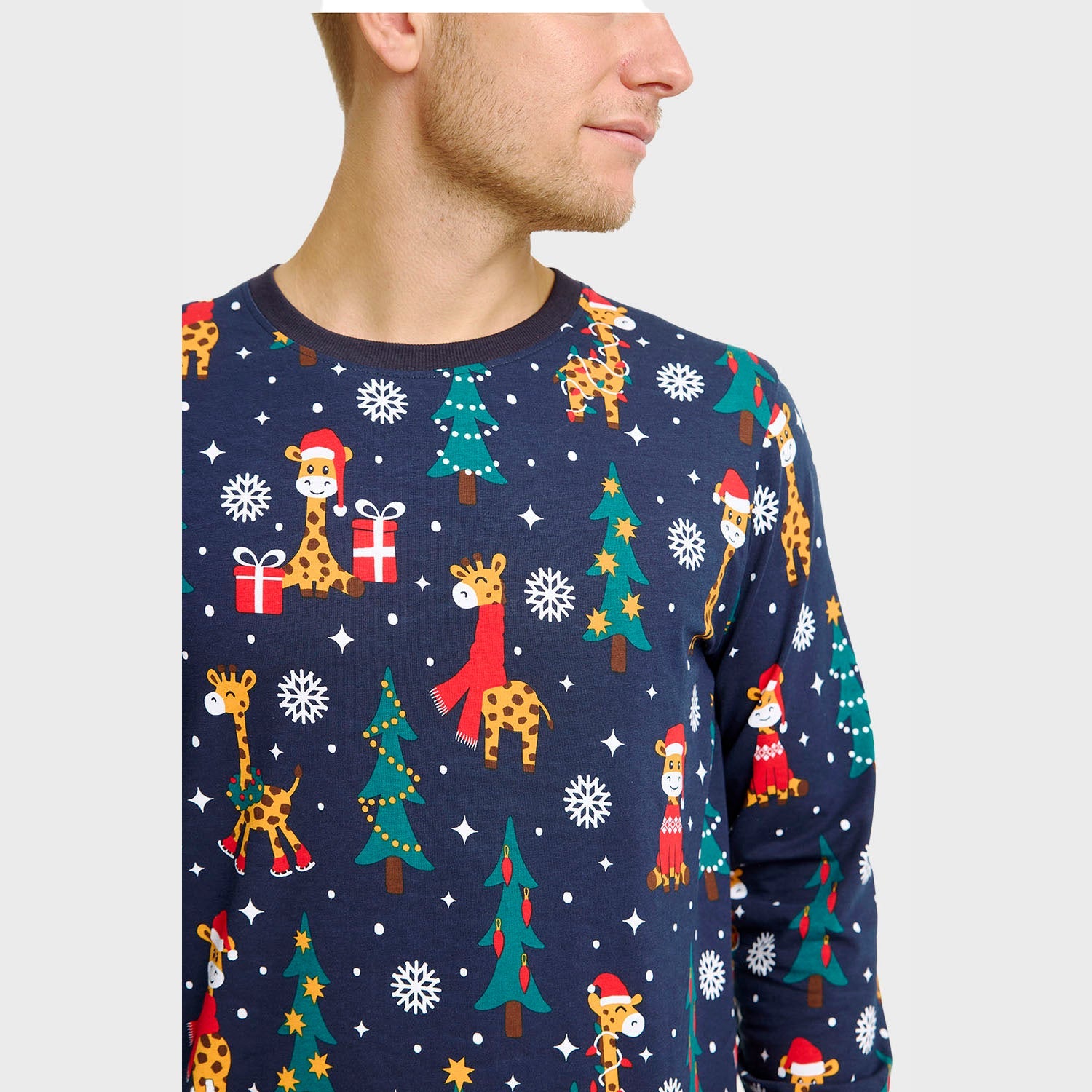 The Giraffe Christmas Pyjamas β Men